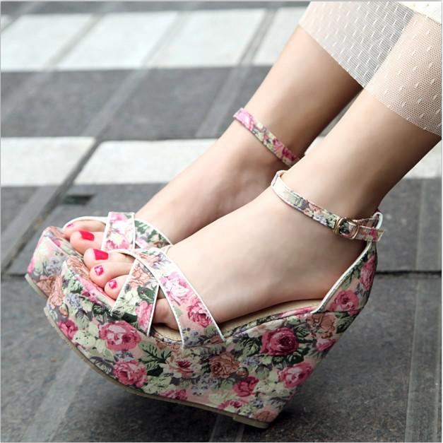 simple heels sandals